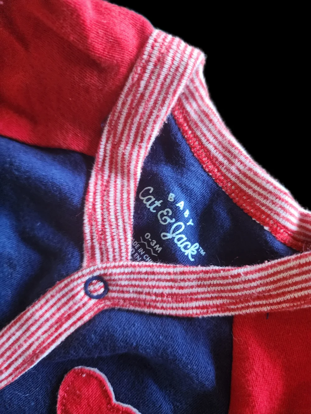FRIENDS/ Cat & Jack Navy and Red Heart Baby Pajama Set - 